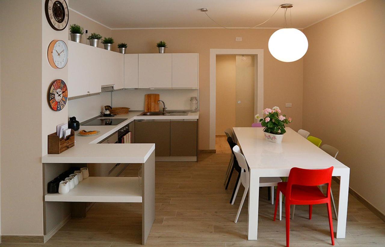C.A.V. B&B Curiel20 San Donato Milanese Eksteriør billede