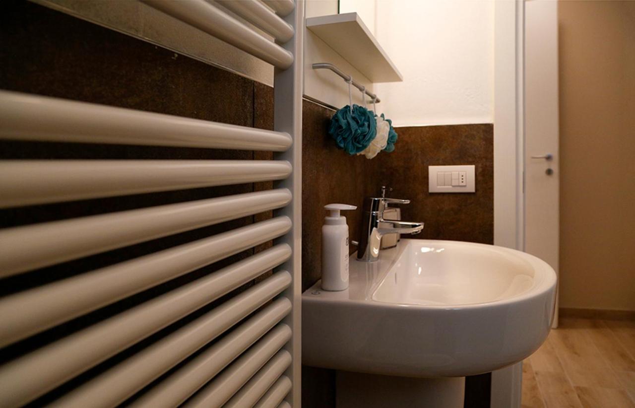 C.A.V. B&B Curiel20 San Donato Milanese Eksteriør billede
